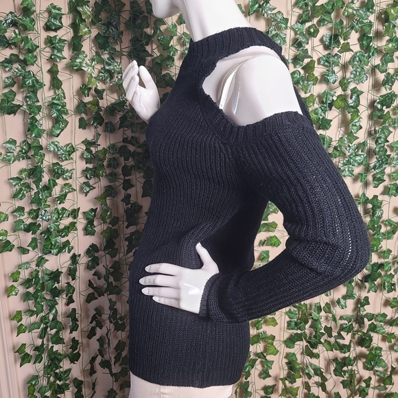 Magazine Women's Knit Acrylic Peekaboo Cold Shoulders Black Sweater - Picture 3 of 12